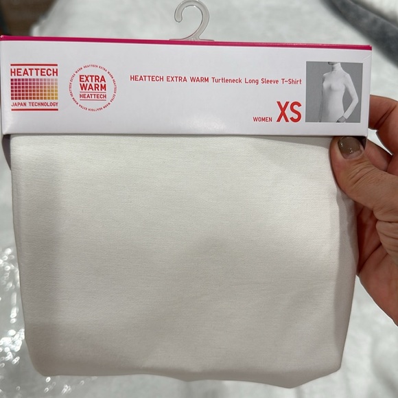 HEATTECH  JAPAN TECHNOLOGY EXTRA WARM TURTLENECK LONG SLEEVE T-Shirt size XS - Picture 3 of 6